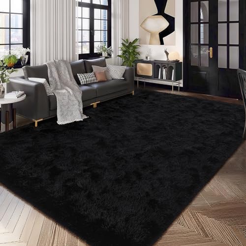 Black And White Decor for Bedroom