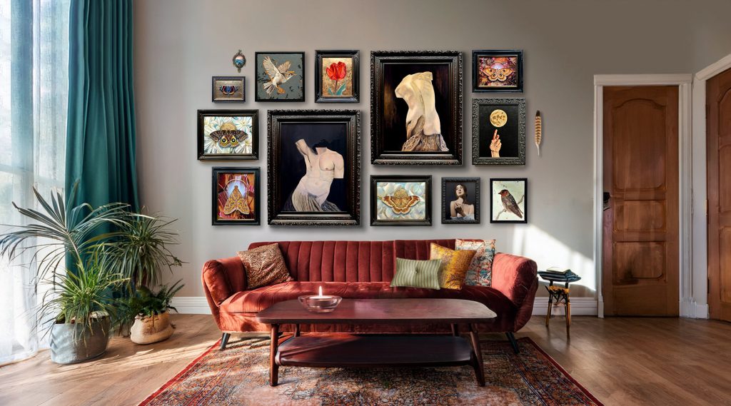 How to Arrange Wall Decor in Living Room