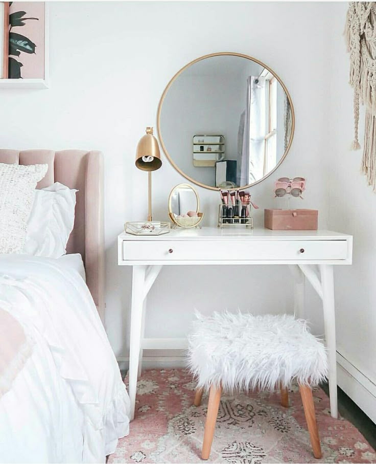 How to Decorate a Bedroom Vanity Site Pinterest.Com