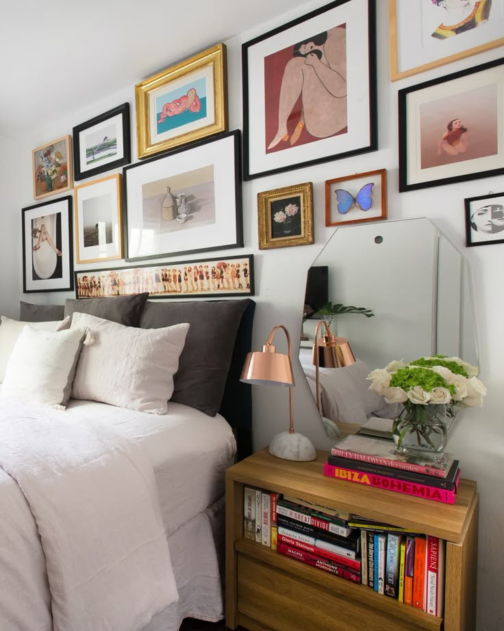 How to Decorate a Bedroom Wall With Pictures