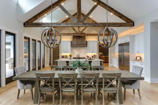 How to Decorate a Dining Room With Vaulted Ceiling