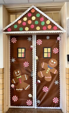 How to Decorate a Door for Christmas in Office