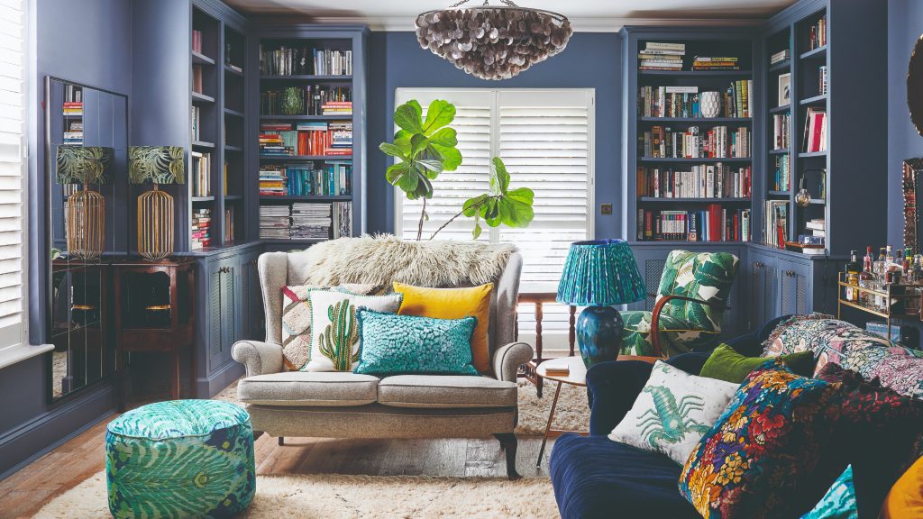 How to Decorate a Living Room Using Blue And Grey