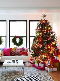 How to Decorate a Multi Colored Light Tree