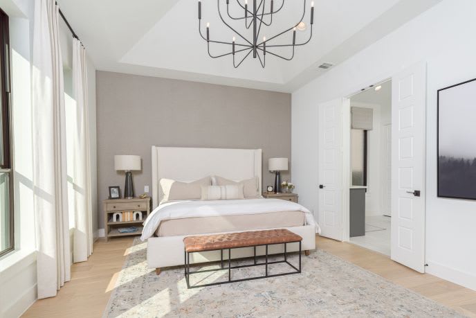 How to Decorate a New Natural Light Home