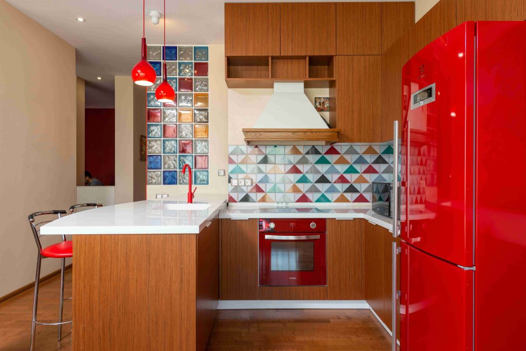 How to Decorate a Small Kitchen