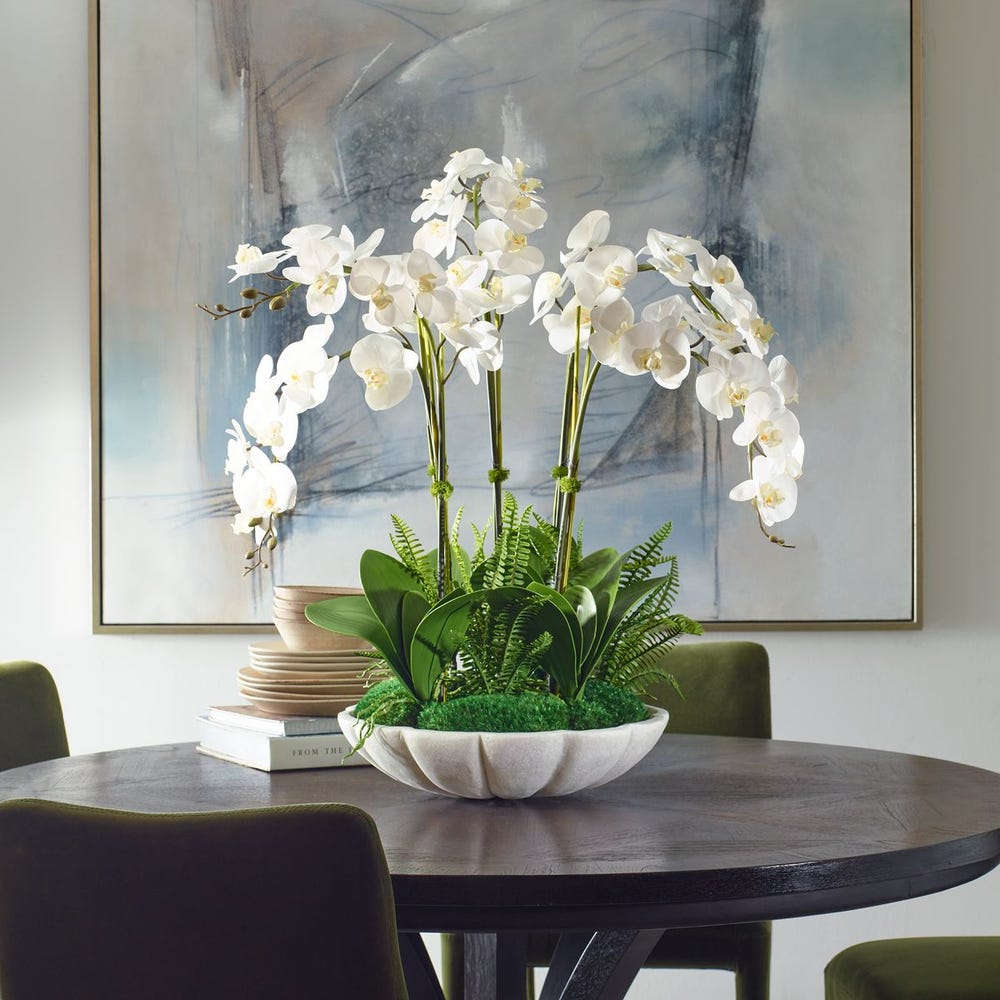 How to Decorate Dining Room With Orchids