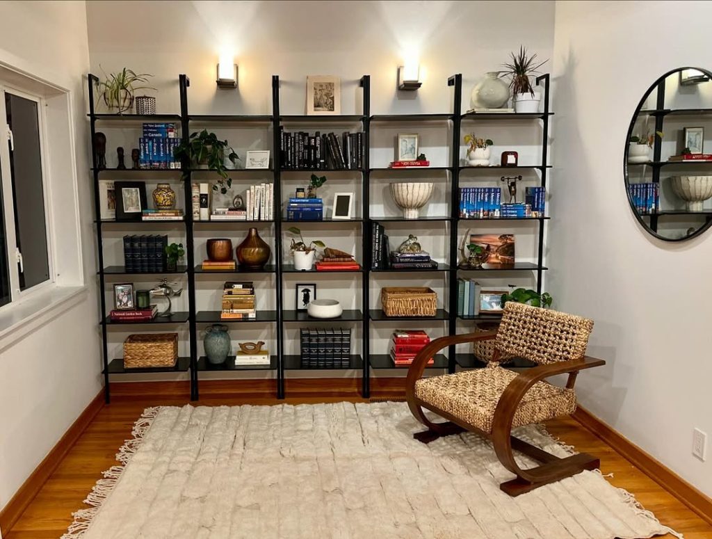 How to Decorate Industrial Living Room Bookshelves