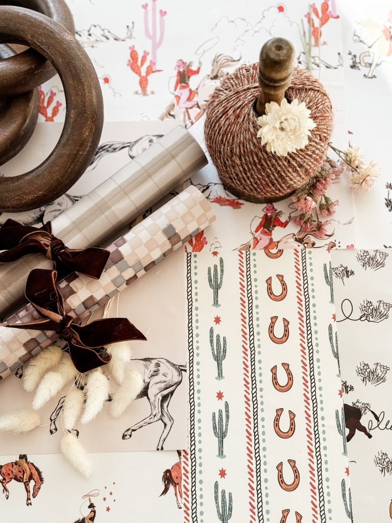 How to Decorate Light Switch Covers With Fabric