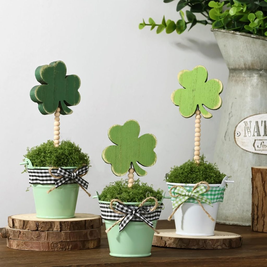 How to Decorate Office for St Patricks Day