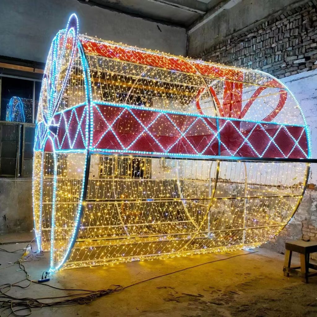 How to Decorate Outdoors With 1 Lighted Bell