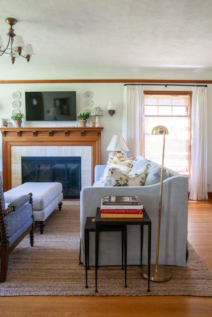 How to Decorate With One Long Couch in Living Room