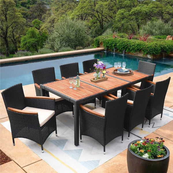 How to Decorate Your Patio Dining Set Table Top