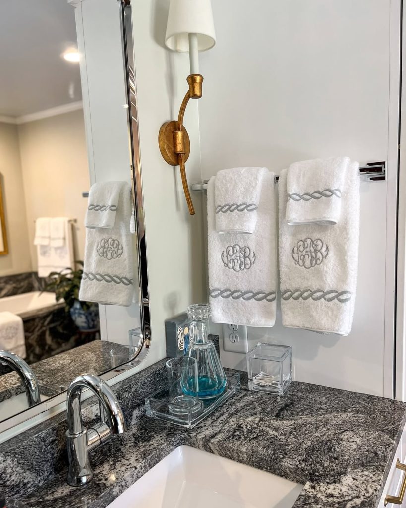 How to Place Decorative Monogrammed Hand Towels in Bathroom