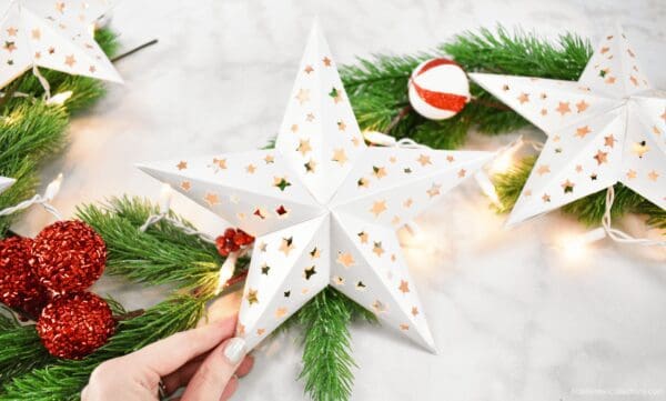 How to Put Lights on Paper Decoration