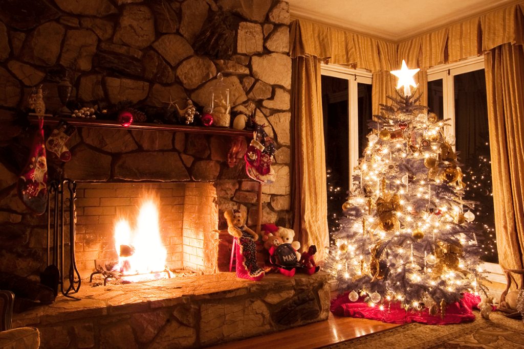 How to Take Lighted Christmas Decoration on My Coolpix B500