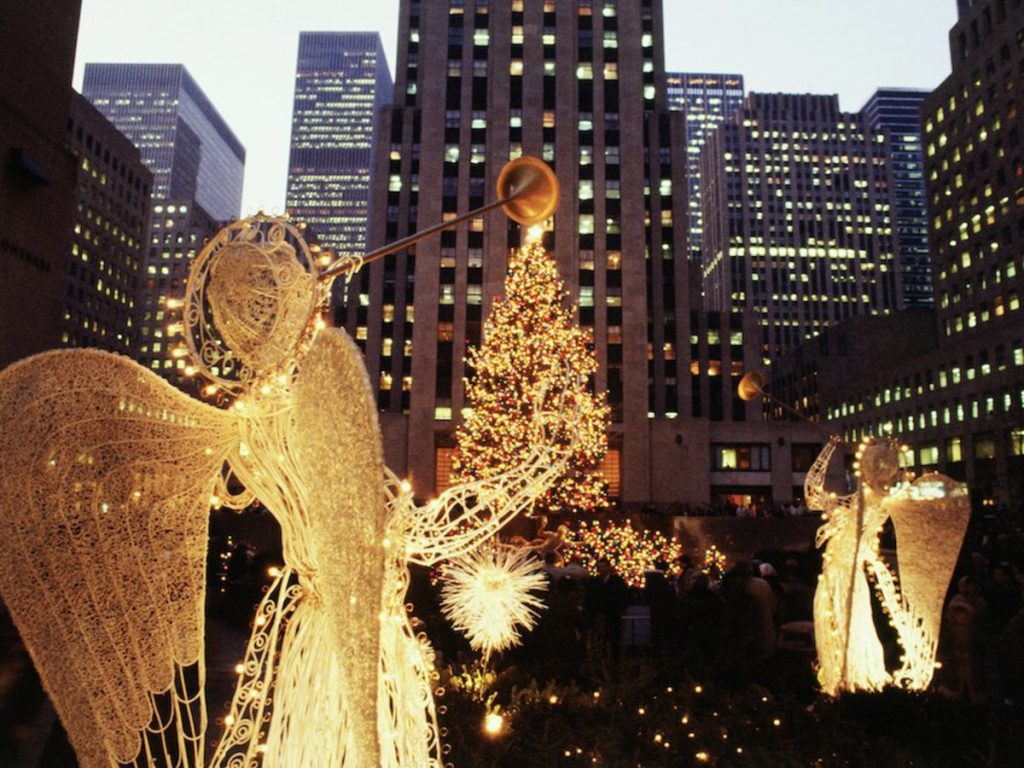 Who Has the Best Light Decorations Every Year